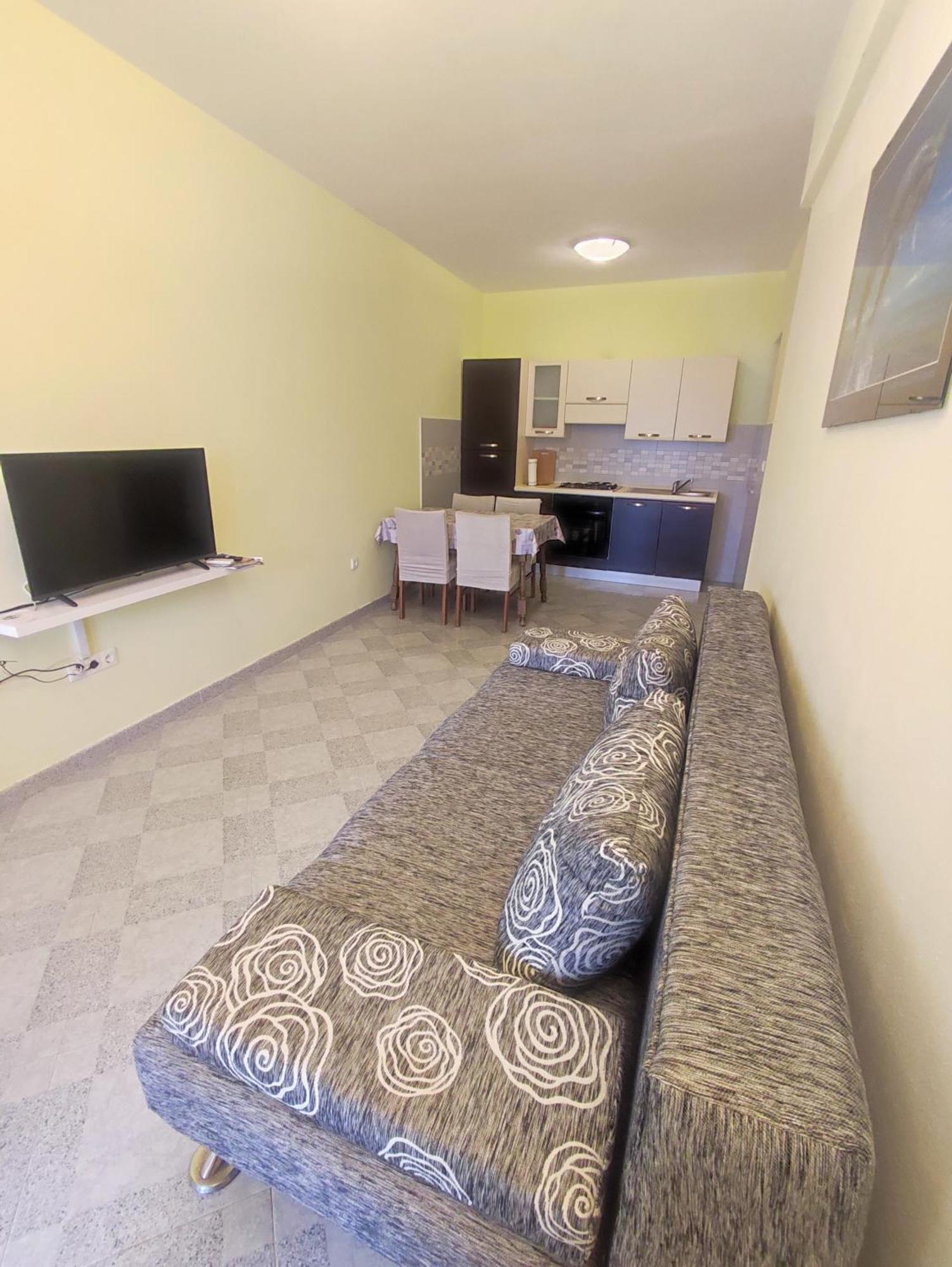 Apartment Roncevic Vrsi Exterior photo