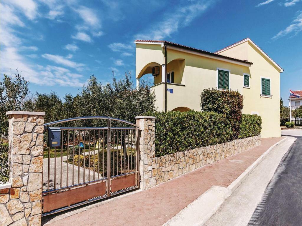 Apartment Roncevic Vrsi Exterior photo